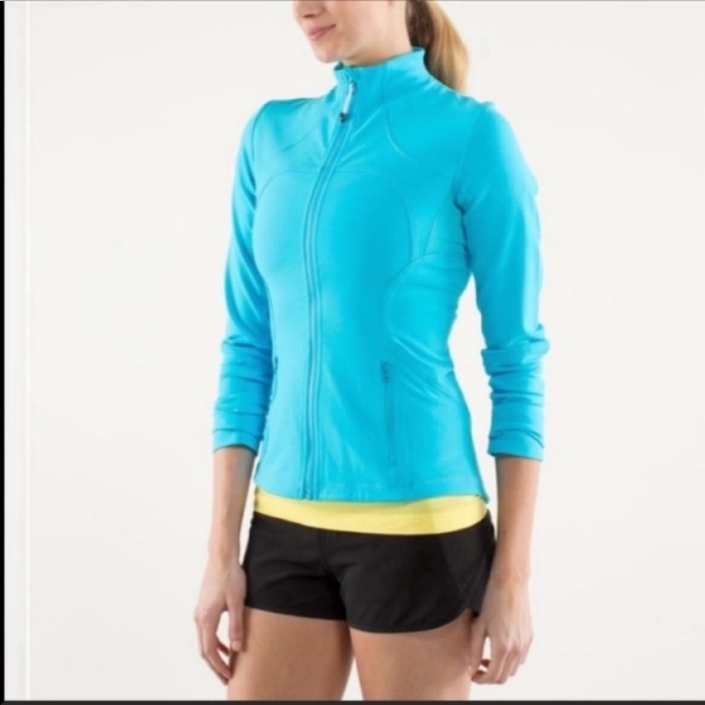 Lululemon spry blue forme jacket size 4